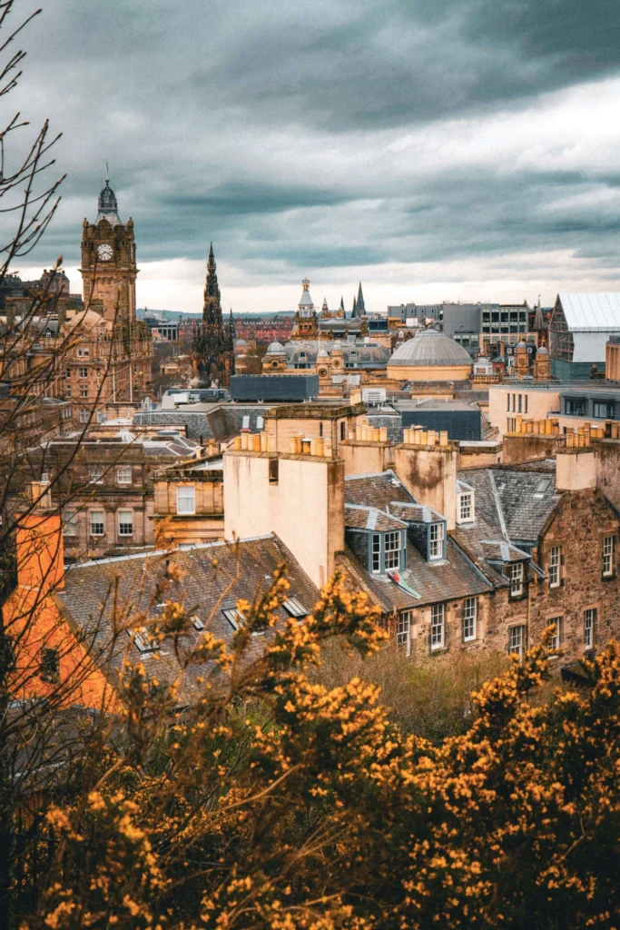 Where-to-Stay-in-Edinburgh